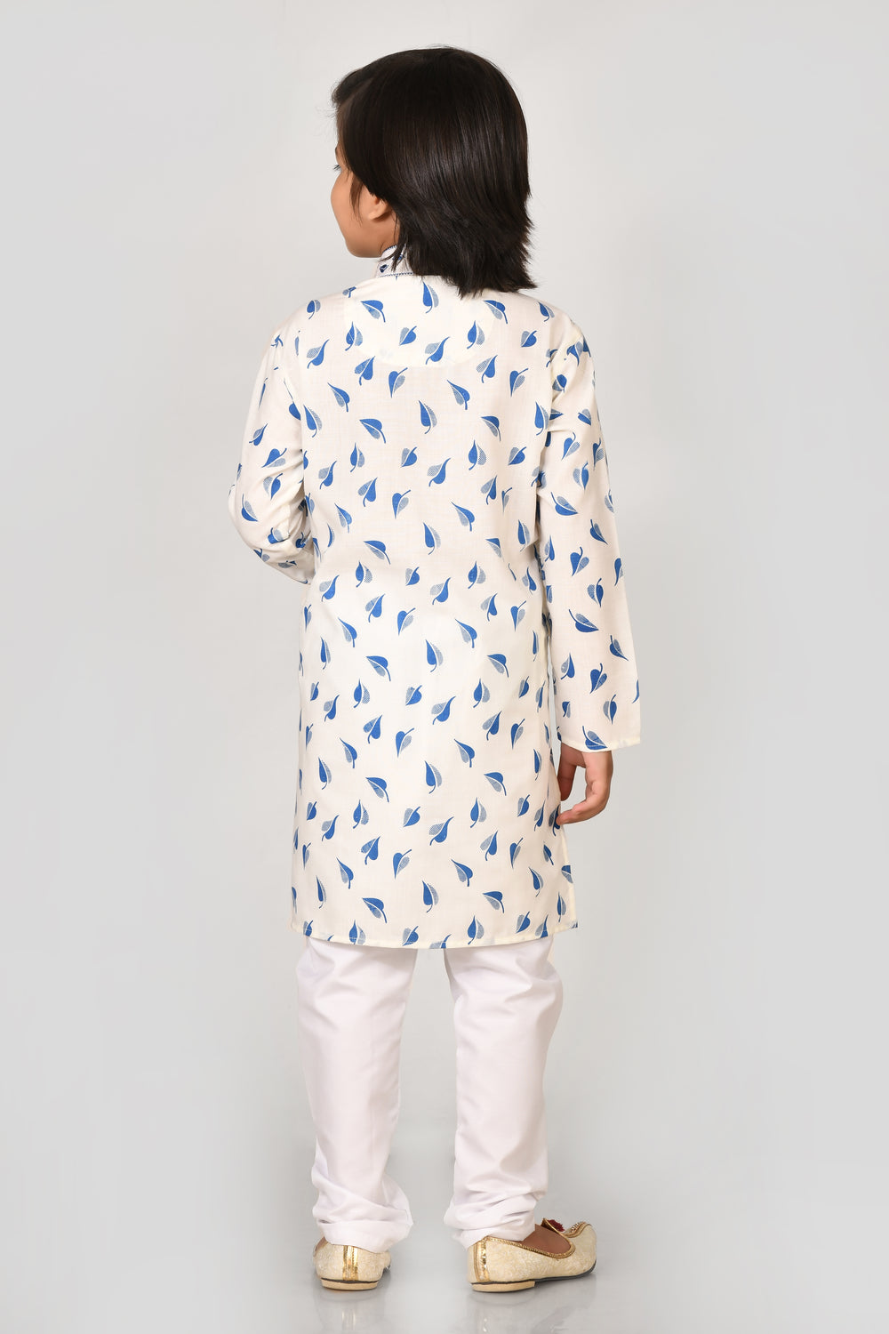 Boy Boys Blue Printed Cotton Kurta Set With Stylish Embroidered Collar