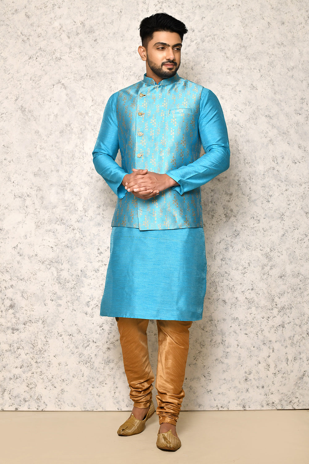 Firoza Colour Jacquard Fabric With Pattern Work Jacket Set